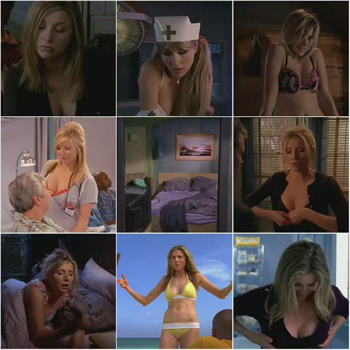 Sarah Chalke (2000s) was so hot on Scrubs