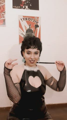 ready my lips loser, that's what you are