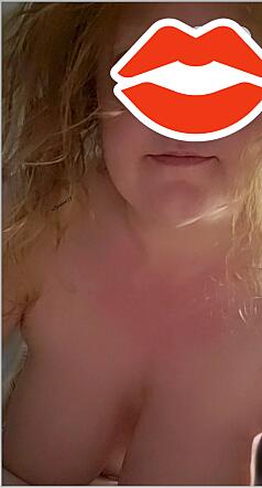 43yo, 42DDD Sunday afternoon tease