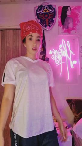 Teasing chola