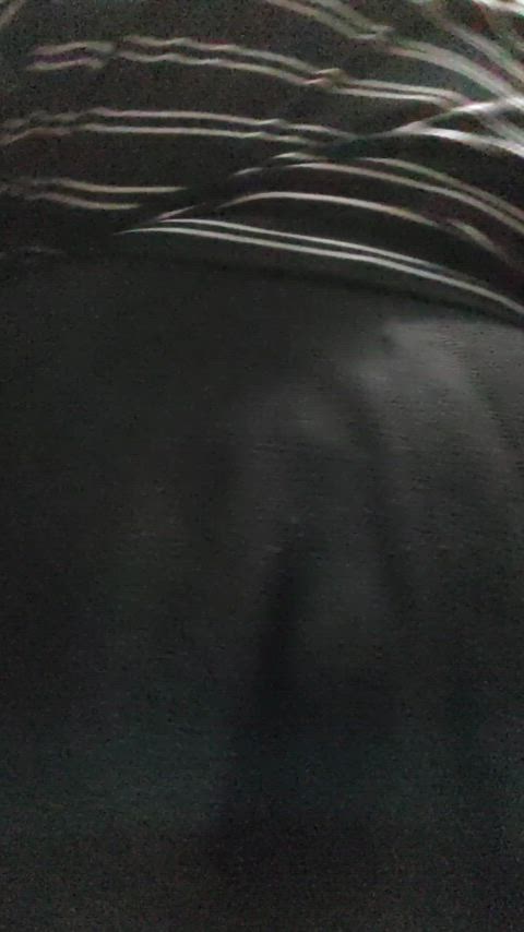 amateur ass thong thick-booty gif