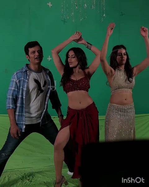 belly button cleavage dancing indian petite seduction sexy gif