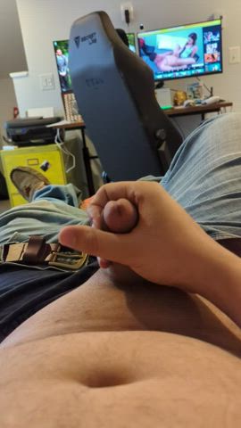 Had this one lying in my gallery 😬