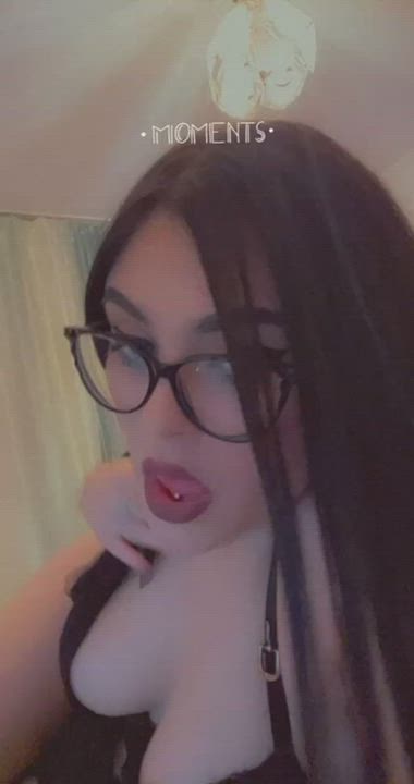 ⭐⭐Does anyone want to play with my tits? ⭐⭐