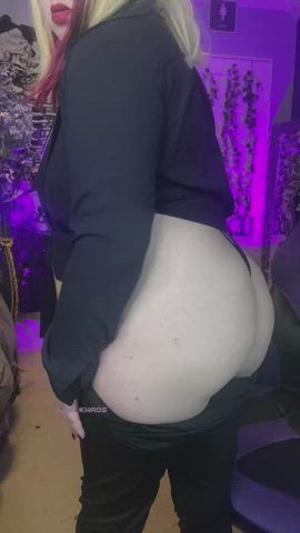 ass big ass emo gif
