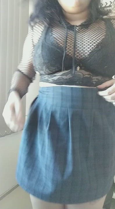 would you fuck a chubby goth slut?