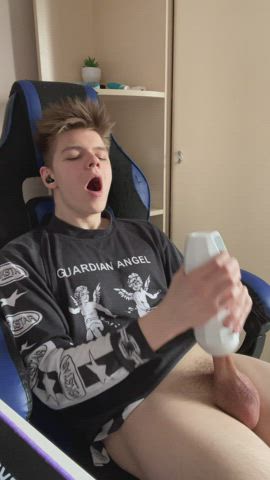 I can't believe how amazing the fleshlight feels against his skin!