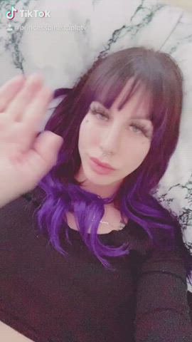 Good little e girl