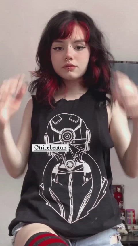 armpit armpits brunette pale petite tattooed e-girls legal-teens gif