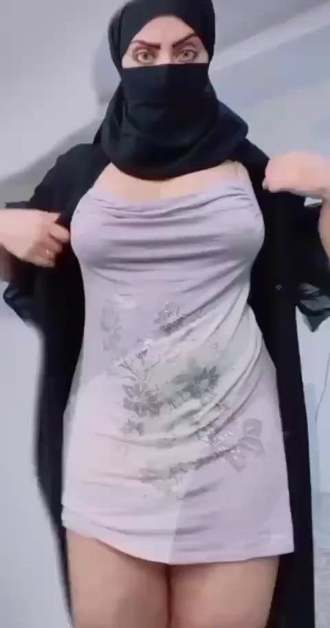 arab ass babe homemade hotwife milf natural tits saudi gif