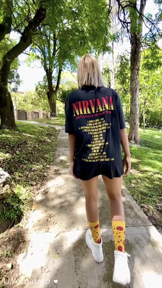 Stretching my legs at the park [F]