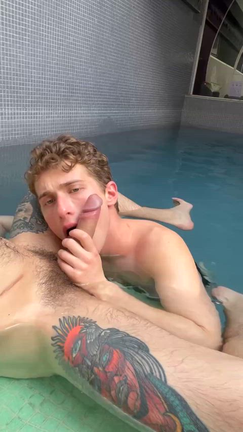 bareback ftm public trans boy trans man bi-kinky bisexual cuntboys trans-guys-ftm