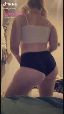 ass dancing tiktok twerking gif