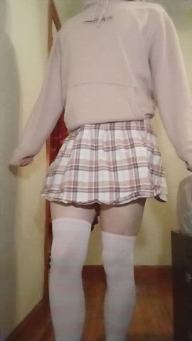 Am I cute enough to date? 🥺