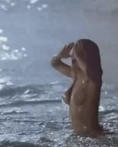 beach big tits nude salma hayek gif