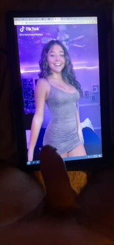 She made me cum so fast? i’m about to cum trib. DM me your girls. Tiktok/gf preferred