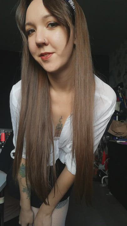 Still kinda insecure about my skinny body... would you still date me?