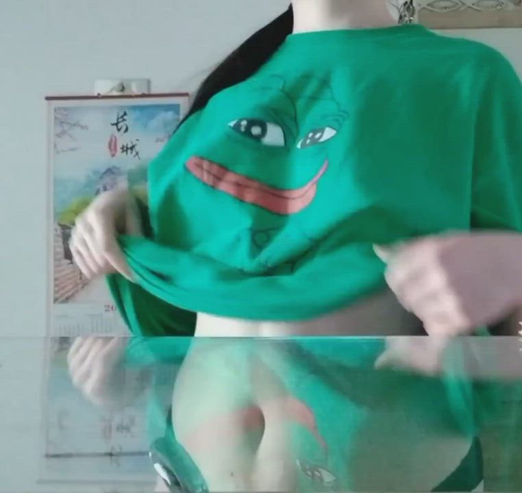 slow-mo drop to make your sunday more fun ??