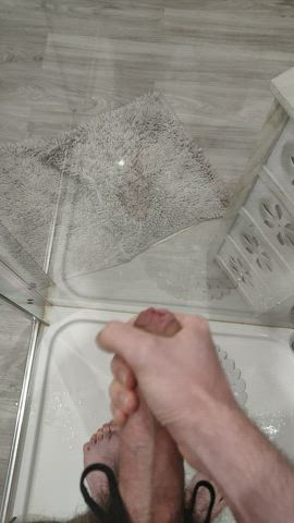 A little bit of post orgasm squirting