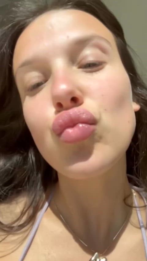 celebrity kiss lips lipstick fetish gif