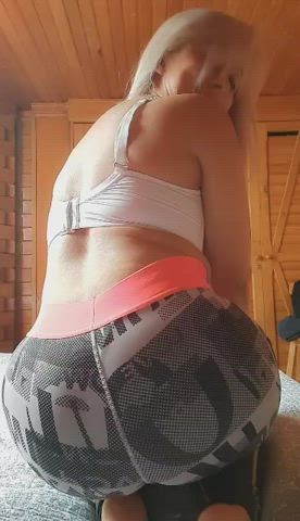 Question 1: Have you ever fucked a latina milf? Question 2: Do you want to? ;)