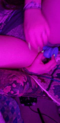 A minute of my creamy pussy 😈