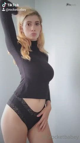Big Tits NSFW Naked Natural Tits Nude Teen Tits gif