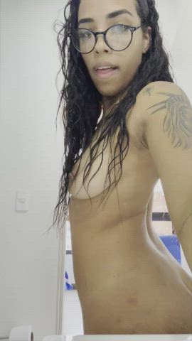 amateur brunette latina pornstar gif