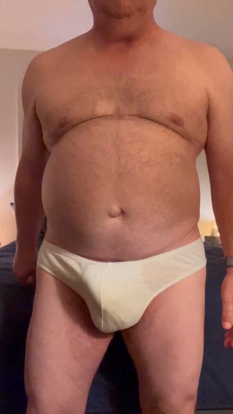 [61] Spring-loaded.