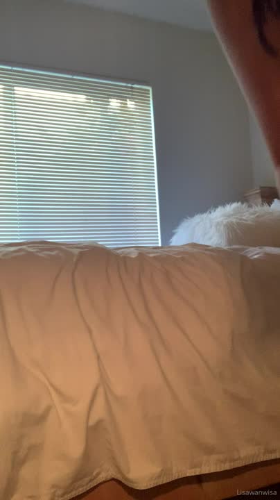 Booty bouncing