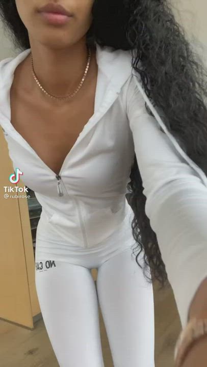 Ass Teen Twerking gif