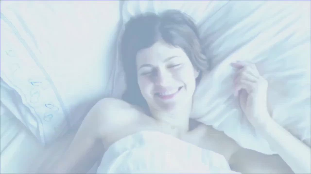 Waking up to Alexandra Daddario