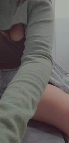23[f] Cum in the dressing room with me?