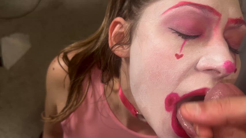 clown clown girl cum in mouth cumshot russian slutty cumslut blowjobs cum-lover cumshots
