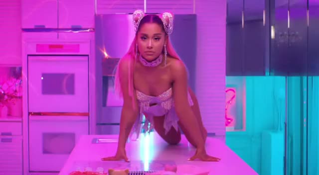 Cleavage - 7 Rings (MV) - 2019