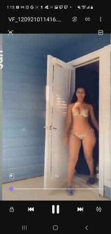 Big booty Not Scared