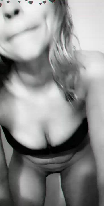 Latina Stripping Striptease gif