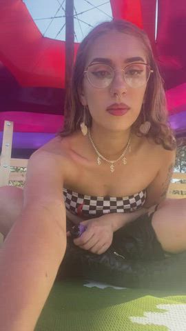 Pulling my tits out in public at a festival 😳