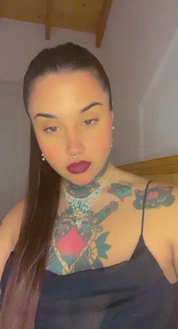 If you are one of those beta losers tell me your pathetic size to be ruined 🤏🏻