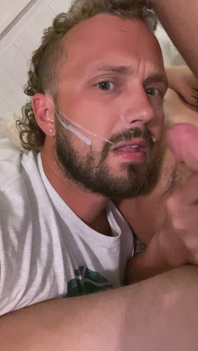 Husband cums on my face 💦