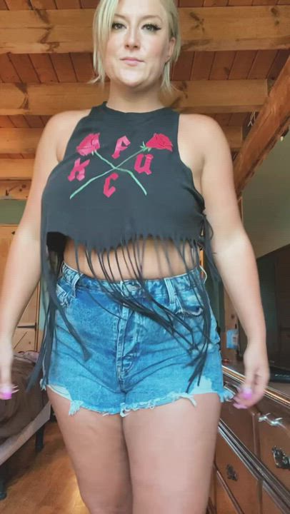 Boobs Busty Curvy gif