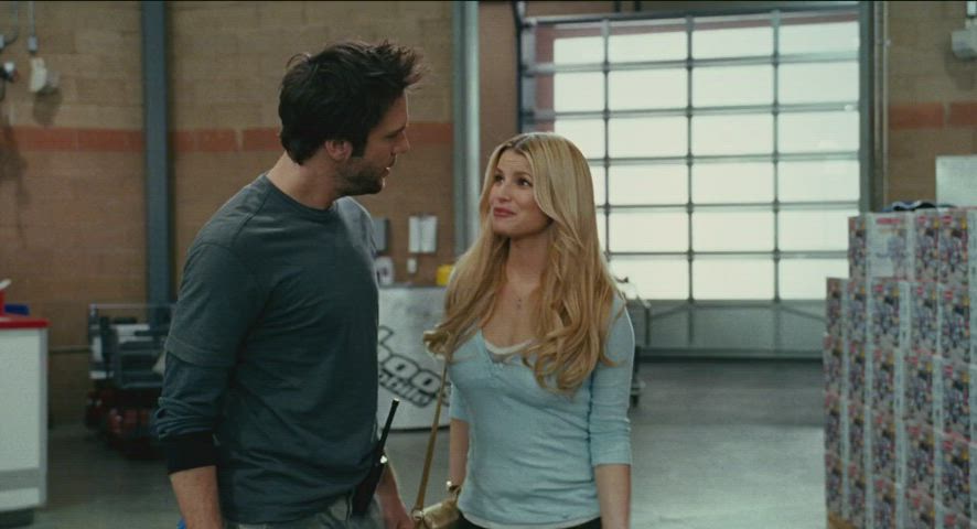 bouncing tits celebrity jessica simpson gif