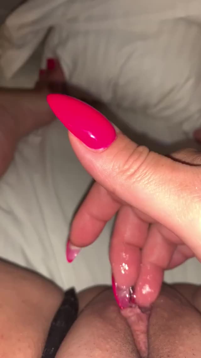 GoddessSiham.ManyVids.Com