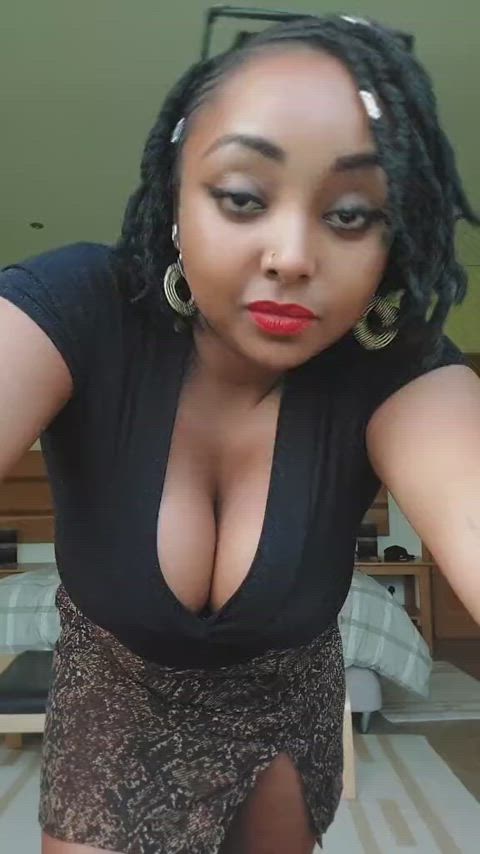 african black ebony solo thick thick thighs curvy-chicks ebony-girls gif