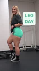 Fitness Mom Pawg gif