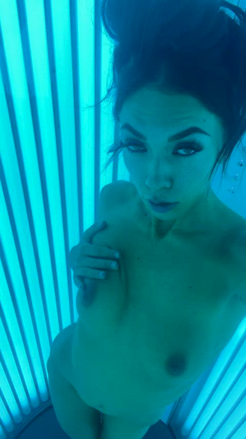 how hot is tanning?
