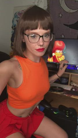 amateur cosplay onlyfans petite stripping gif