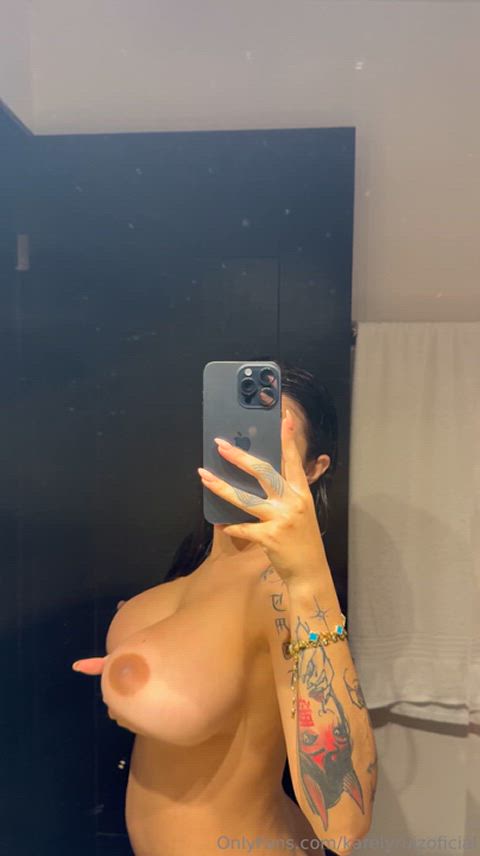 areolas big tits jiggle jiggling latina mexican nipples onlyfans gif