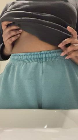 Titty drop