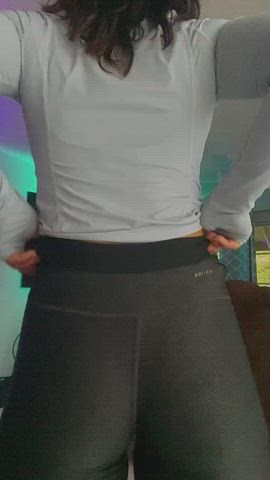 Good morning, I made you some gym booty for breakfast [f]